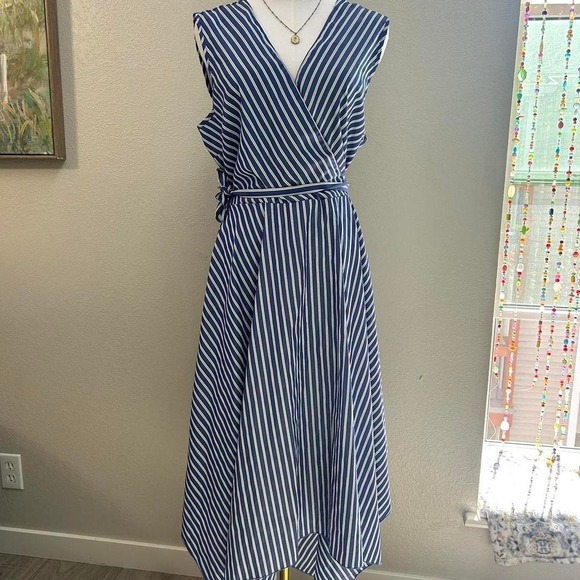 Blue White Striped Wrap Dress Handkerchief Hem - Size XL - Picture 8 of 8